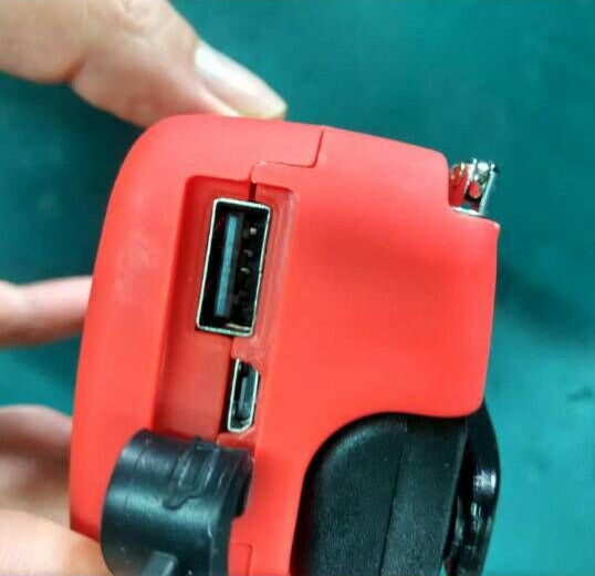 Solar hand crank USB charging radio flashlight